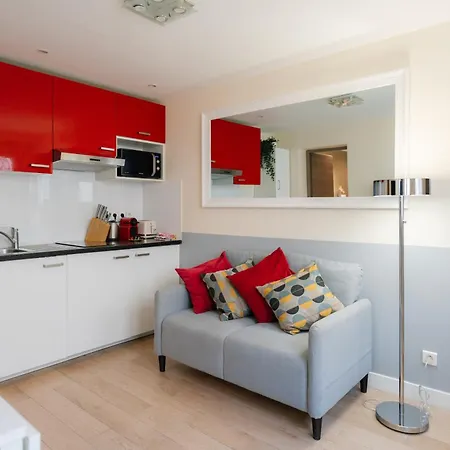 Daire Stunning Modern Red Near Bastille-marais